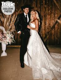 The following is a list of episodes for the nbc sitcom night court.the series aired from january 4, 1984 to may 31, 1992 during 9 seasons with 193 episodes produced. Inside Jon Pardi And Summer Duncan S Rustic Fall Farm Wedding In Tennessee All The Photos