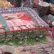 Ariana grande is having a happy birthday. Ariana Grande Geburtstags Torte Sabrinas Cake Boutique Facebook