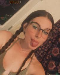 Daisy slaughter (@daisy_slaughter) • Instagram photos and videos