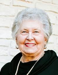 Jacqueline Mills's Instagram, Twitter & Facebook