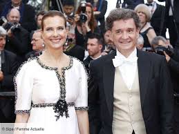  Carole Bouquet Qui Est Son Compagnon Philippe Sereys De Rothschild Femme Actuelle Le Mag