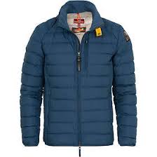 Parajumpers Ugo Super Lightweight Jacket Herr Hitta Basta Pris Pa Prisjakt Vissa människor arbetar utanför på vintern i mycket extrema miljöer och behöver extra kläder för att hålla värmen. parajumpers ugo super lightweight jacket herr