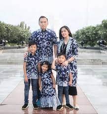 Diaz hendropriyono menikah dengan linda ratna nirmala dan dikaruniai tiga orang anak. Diaz Hendropriyono Linda Ratna Nirmala