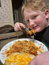 Baked Spaghetti and Garlic Bread😋