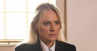 Coronation Street confirms turbulent scenes for Lisa in therapy shock