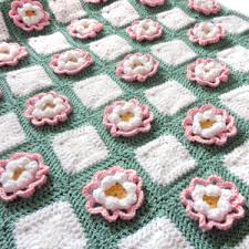 Decorate your home with spring and floral motifs that look brilliant. Crochet Spot Blog Archive Crochet Pattern Pop Up Flower Blanket Crochet Patterns Tutorials And News