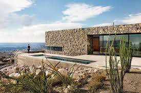 Views Stretch To Mexico At This Hard Edged Texas Home Mountain House Architecture House Architecture