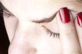 In small doses, stress can help you accomplish tasks and prevent you from getting hurt. Lundklinikken