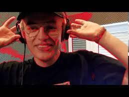 Dawider's 'Jestem Dawid' sample of Sidney Polak feat. Pezet's 'Otwieram  Wino'