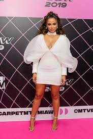 By the cable channel mtv latin. Anitta Mtv Miaw 2019 Cutugno