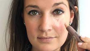 Younique's primal red lip liner. Four Eye Makeup Tricks To Cover Dark Circles Like A Pro
