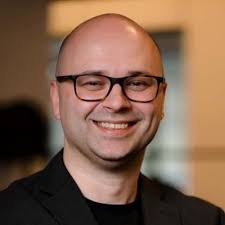 Brilliant to see King Charles learn about Guernsey's financial services  industry. Seems like it was a super Royal visit! 🌞👑