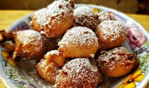 La farina di castagna è il risultato del procedimento di essiccatura e macinatura della castagne. Frittelle Di Castagne E Uvetta Pochi E Semplici Ingredienti Per Stupire Tutti