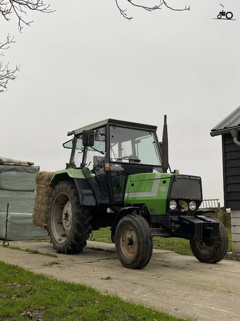 Deutz Fahr DX-310 Tractor