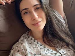 1947) и его жены бабиты (род. See Pic Karisma Kapoor S Latest Message Will Surely Inspire You Hindi Movie News Times Of India