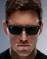 the ultimate touchdown 🏈 #raybanmeta 🕶️: Chris Hemsworth, Chris Pratt and  Kris Jenner