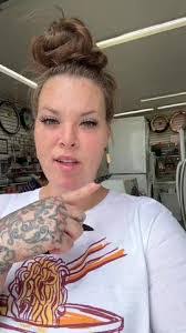 Linda Lingner's Instagram, Twitter & Facebook