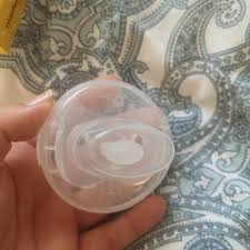 Bisphenol a (bpa) ist ein chemischer bestandteil von alle schnuller von medela baby sind kiefergerecht und wurden entwickelt, um die natürliche bewegung. Soft Silicone Schnuller Medela