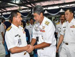 Ketua operasi tentera laut atau chief of naval operations ialah sejenis jawatan berkanun yang disandang oleh laksamana empat bintang dalam tentera laut amerika syarikat, dan merupakan pegawai beliau adalah penasihat ketenteraan dan timbalan kepada setiausaha tentera laut. Bernama Khairul Anuar Dilantik Timbalan Panglima Tldm Yang Baharu