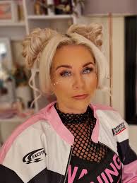 🤍 C A R L I E 🤍 Space buns & glam with some added sparkle ✨️ She didn't  want to much heavy eye makeup but wanted to feel glam. How beautiful does  she look 😍