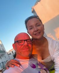 Happy Valentines Day every day @officiallyalexandrawilson 👩‍❤️‍👨 Looking  through my camera roll I find so many beautiful photo moments that remind  me of a special moment in time and a feeling of