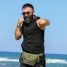 Survivor Turabinin İngilizce şarkısı sosyal medyada olay oldu