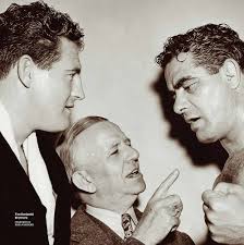 Wrestling at the Chase : Wheatley, Ed: Amazon.sg: Books