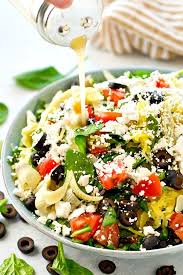 Greek Spaghetti Squash Salad With Lemon Garlic Dressing Recipe Greek Spaghetti Squash Salad Spaghetti Squash
