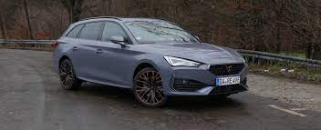 When we drove the new seat leon cupra r st back in march, we singled out one option in particular that buyers of this limited run hot estate should probably think about speccing. Cupra Leon 2021 Fahrbericht Leon Sportstourer St E Hybrid Autogefuhl