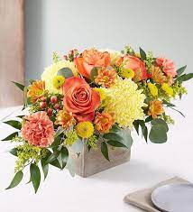 These 19 Flower Delivery Services Make It Easy To Send A Bouquet Of Fresh Blooms For Any Occasion Thanksgiving Flowers Thanksgiving Flower Arrangements Thanksgiving Floral Arrangements