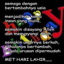 Semoga dengan bertambahnya usia menjadikan kamu insan yang mulia inginku memelukmu dan kubisikkan selamat ulang tahun. 10 Ide Hbd Ulang Tahun Lucu Ucapan Selamat Ulang Tahun Ulang Tahun