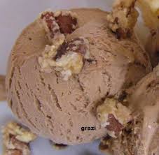 Glace Chocolat Noir Aux Noix De Pecan Caramelisees Glace Chocolat Chocolat Noir Noix De Pecan