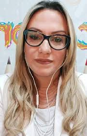 Nossa Coordenadora Pedagógica, Joyce Glaser, bateu um papo hoje (28) com  Elisabete da Cruz, Pedagoga com especialização em educação  transdisciplinar, autora de literatura infantil e infanto-juvenil. ...