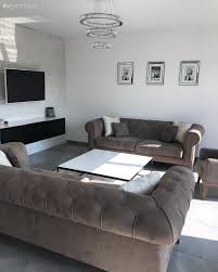 Sicak Renkler Ve Ahsap Mobilyalarla Modern Stil Bir Ev Ev Gezmesi Mobilya Ev Dekoru Tasarim Ic Mekanlar