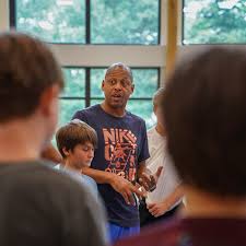 𝘾𝙤𝙖𝙘𝙝 𝙤𝙛 𝙩𝙝𝙚 𝙈𝙤𝙣𝙩𝙝 honors coaches who have been successful 