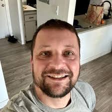 Anna Urias's Instagram, Twitter & Facebook