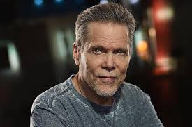 Mark Haining's Instagram, Twitter & Facebook