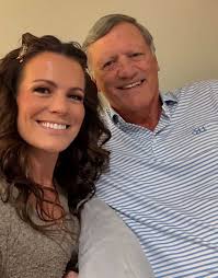 Behind The Scenes: Stars Share Snaps From The Week Ending in May 9