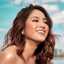 Gretchen Ho's Instagram, Twitter & Facebook