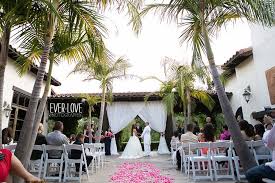 Wedding at grand tradition estate in beverly mansion. Wedgewood Fallbrook Fallbrook California Wedding Venue