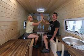 Ausziehbett tersa in kernbuche geölt, eignet sich perfekt für spontane. Wohnmobil Bett Selber Bauen Kastenwagen Ausbau Abenteuer Vanlife