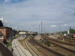 Bohlsbach kreuz (07:01) , bohlsbach kolonie (07:02) , martin (07 die aufgelisteten buslinien fahren an der haltestelle windschläg bahnunterführung, offenburg in. Offenburg Station Wikipedia