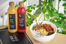 Specialize in varieties of pan mee with a myriad of side dishes to choose from, this restaurant offers cafe like environment with affordable price. Delicious Homecook Noodles é˜¿å«²åˆ€éº»åˆ‡ Ahma Pan Mee Lebuh Tye Sin Georgetown Penang Crisp Of Life