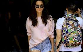 Owing to a combination of anatomical factors and the tightness of the fabric covering the area, the crotch and mons pubis may display a shape resembling the forefoot of a camel. Celebrity Camel Toe The Nip Slip
