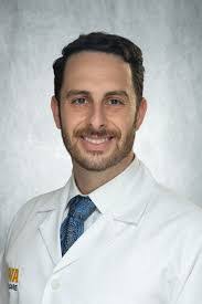 Thomas Decoster's Instagram, Twitter & Facebook