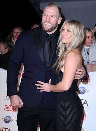David ibbotson, 59, was flying the £15million cardiff city striker from nantes to the welsh capital when the single propeller aeroplane crashed into the sea. Richard Madeley S Daughter Chloe Supported By Fans After Emotional Post About Missing Him Celebrity News Showbiz Tv Express Co Uk