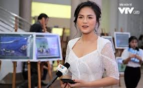 Những ngày qua báo chí có đưa tin về cô diễn viên tên ngày 27.5, đoạn clip nhạy cảm dài 8 phút của một đôi nam nữ được chia sẻ rộng rãi trong các hội nhóm. Cuá»™c Sá»'ng Tháº­t Cá»§a Diá»…n Vien Báº£o Han Vai Anh DÆ°Æ¡ng Phim Vá» Nha Ä'i Con Ttvh Online