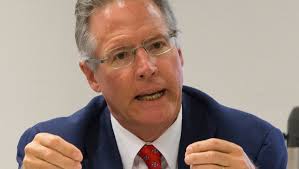 Elections Commission to keep ousted chief through April