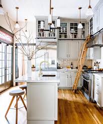 Natural Wood And White The Perfect Recipe For An Amazing Kitchen Photo Via Vwinteriors Interior Design Kitchen Home Decor Kitchen Kitchen Inspirations