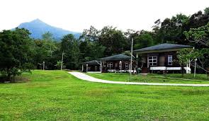 Jika anda berhasrat untuk melancong ke sabah, jangan lupa datang ke kota. Tempat Menarik Di Borneo Meneroka Kawasan Terpencil Borneo Rare